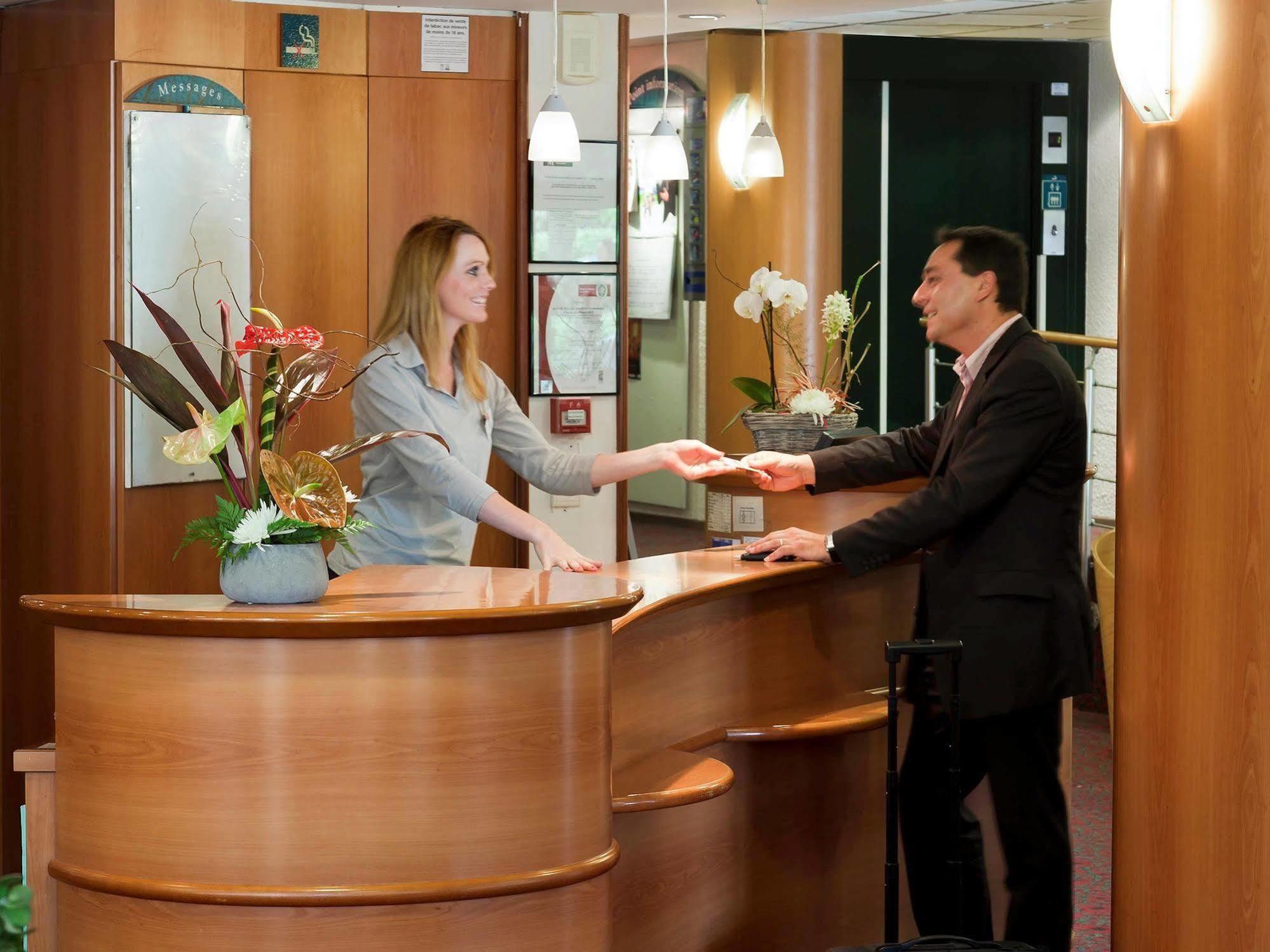 Ibis Montpellier Sud Hotel Buitenkant foto