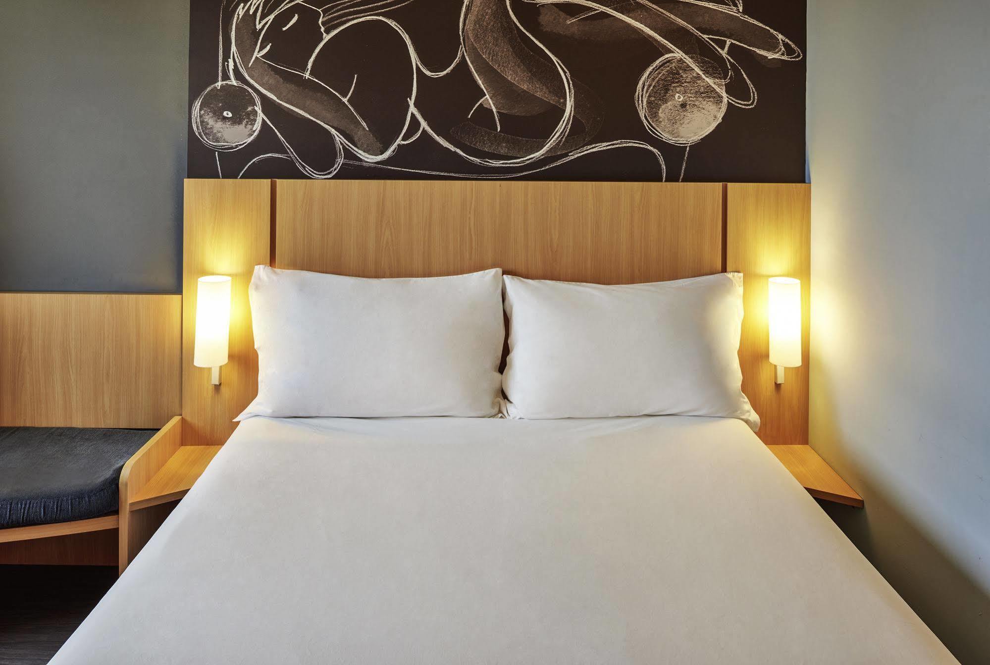 Ibis Montpellier Sud Hotel Buitenkant foto